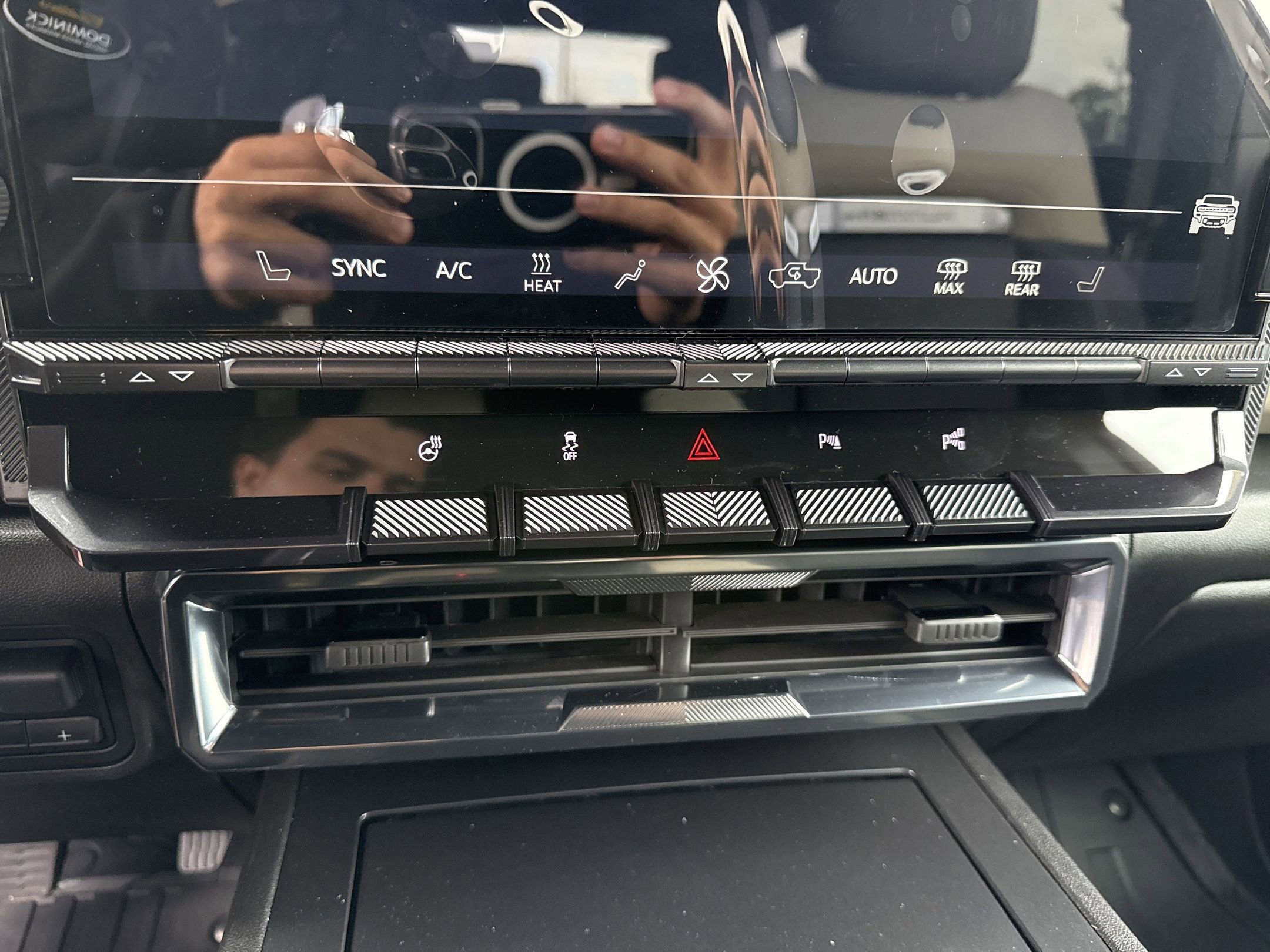 New 2026 GMC Hummer EV SUV image 16