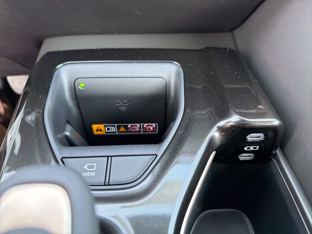 New 2026 Toyota Crown Signia image 11