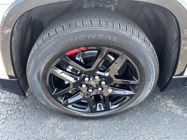 Certified 2022 Chevrolet Traverse Premier w/ Redline Edition FWD image 33