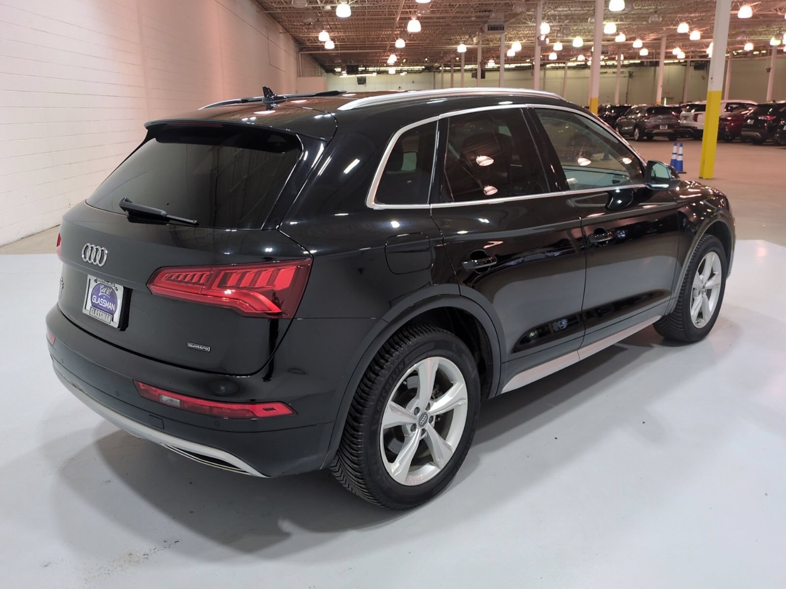 Used 2020 Audi Q5 2.0T Premium Plus w/ Premium Plus Package AWD/4WD image 3