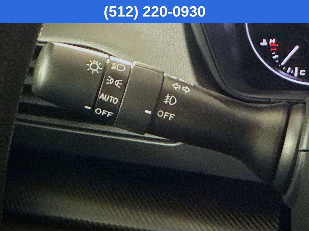 Used 2025 Subaru Crosstrek 2.0i Premium image 13