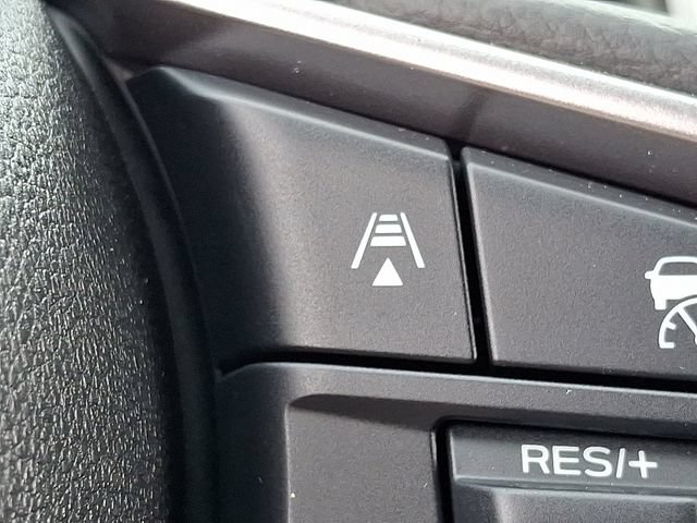 Used 2023 Subaru Outback Premium AWD/4WD image 23