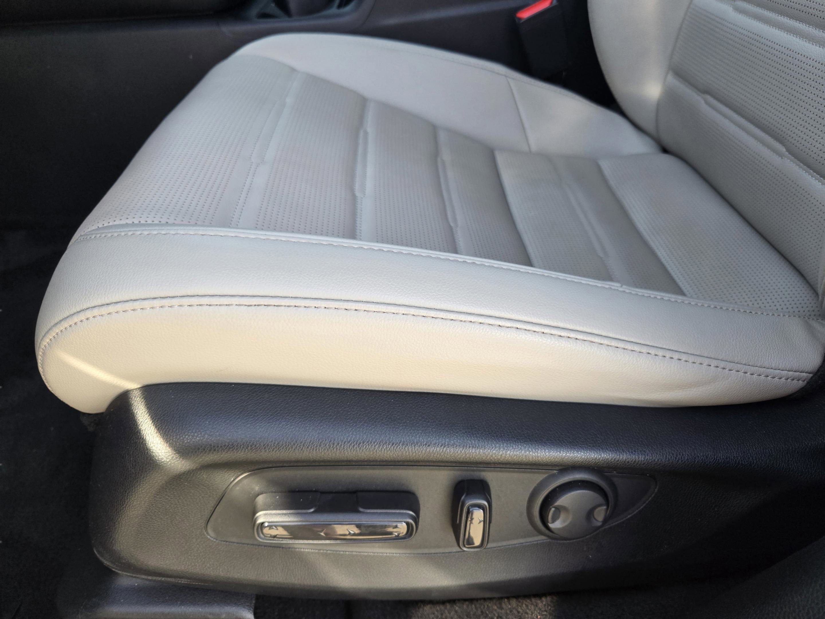 Certified 2024 Honda CR-V EX-L image 17