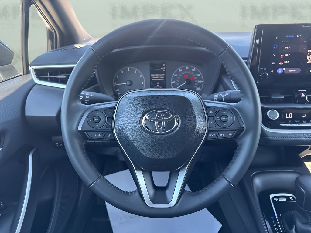 Used 2025 Toyota Corolla SE image 12