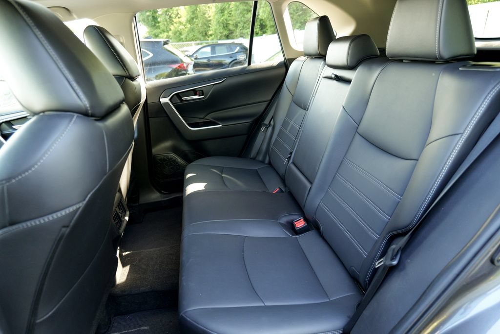 Used 2023 Toyota RAV4 XLE Premium AWD/4WD image 29