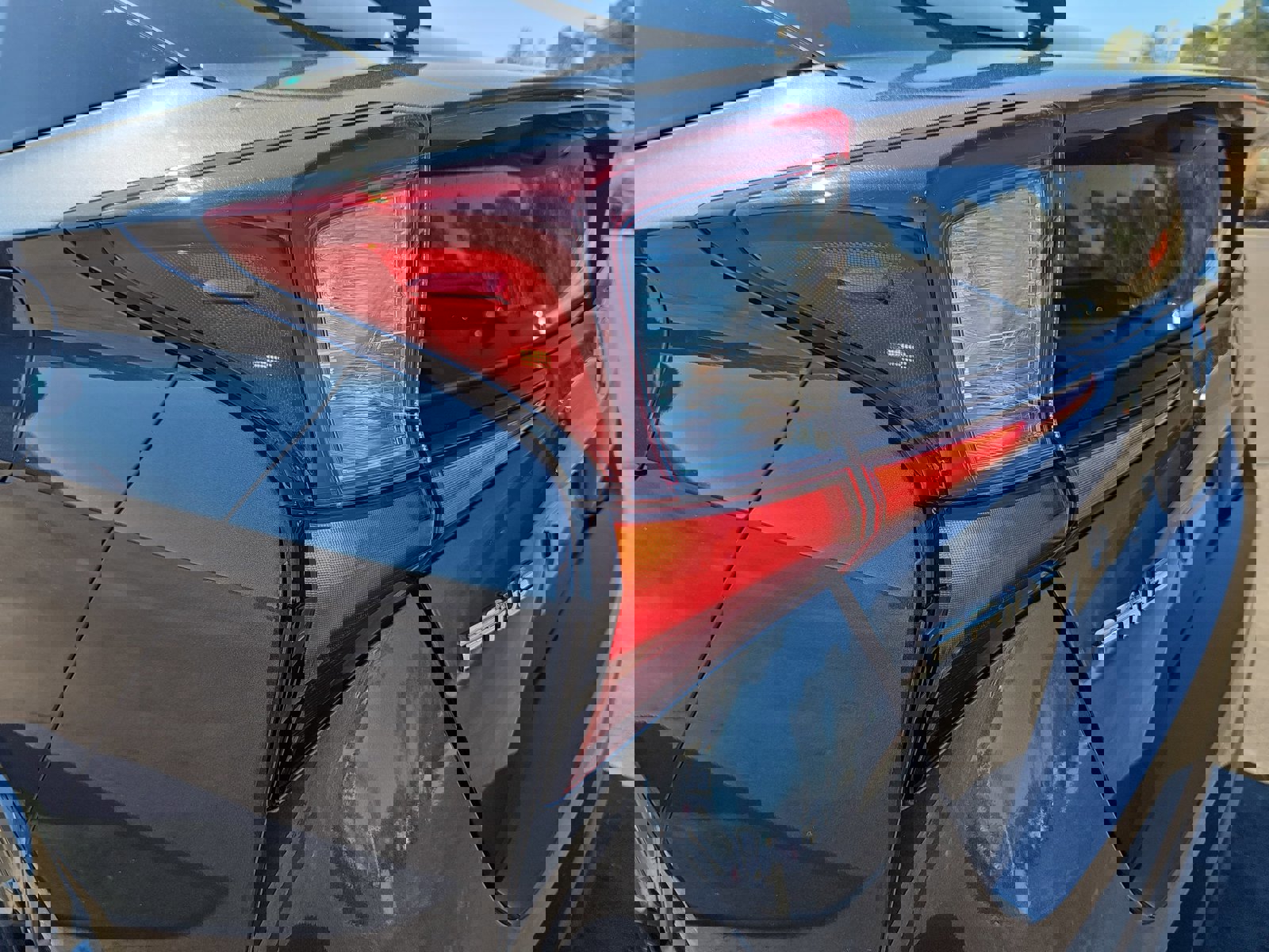 Used 2022 Toyota Prius Limited image 33