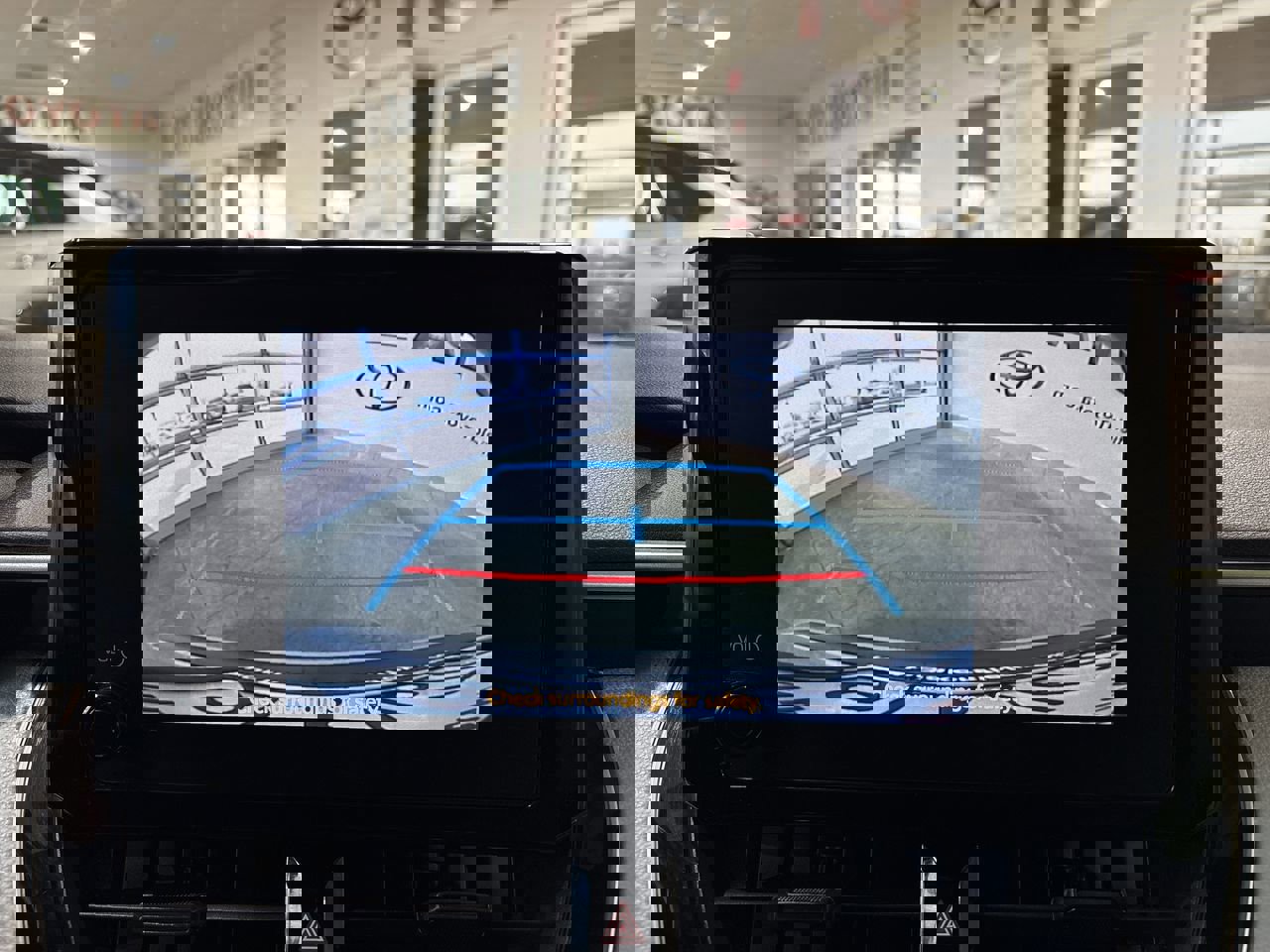 Certified 2024 Toyota Corolla SE image 18