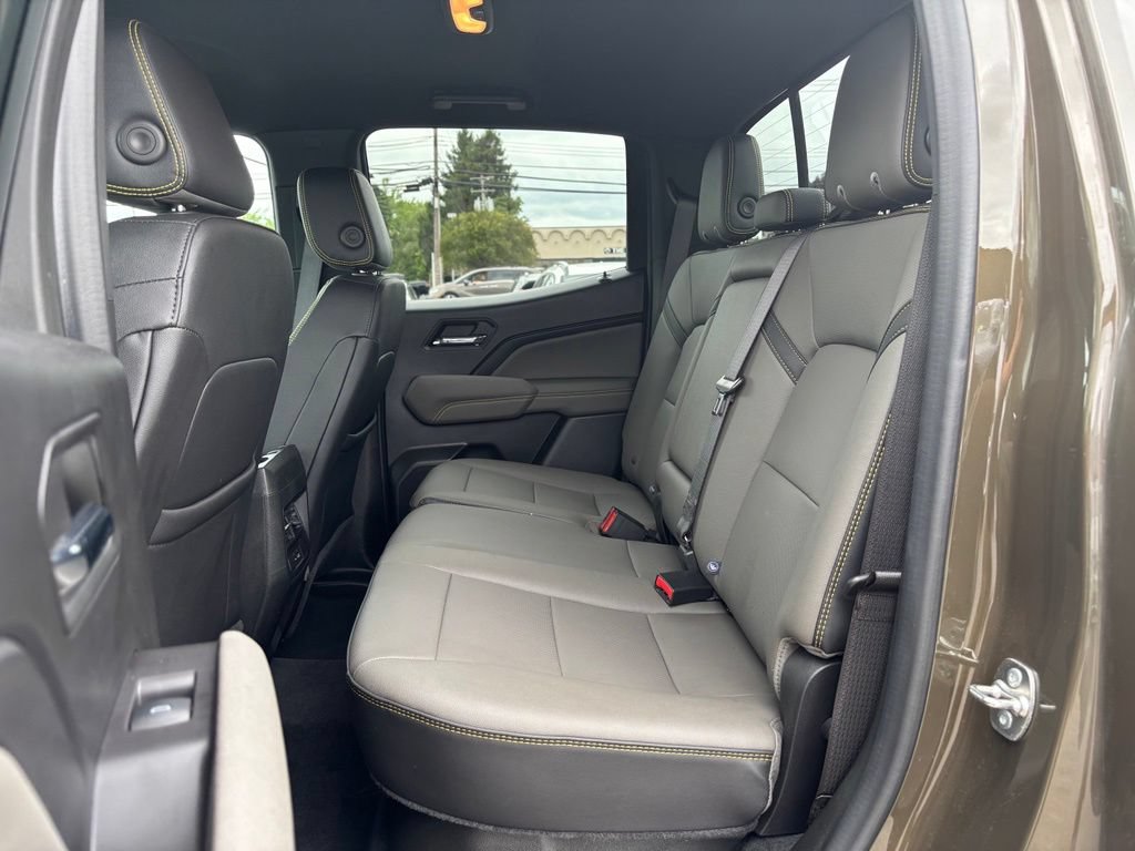 Used 2024 Chevrolet Colorado ZR2 w/ ZR2 Convenience Package III AWD/4WD image 18