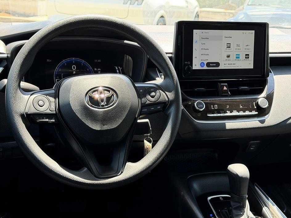 Used 2026 Toyota Corolla LE FWD image 29