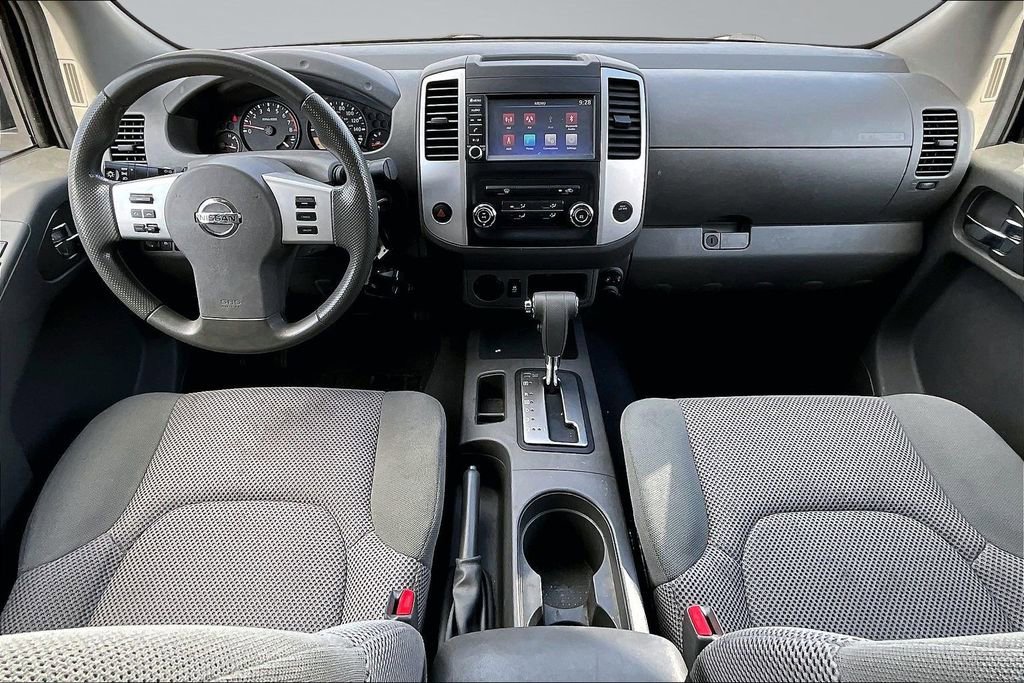 Used 2019 Nissan Frontier SV image 9