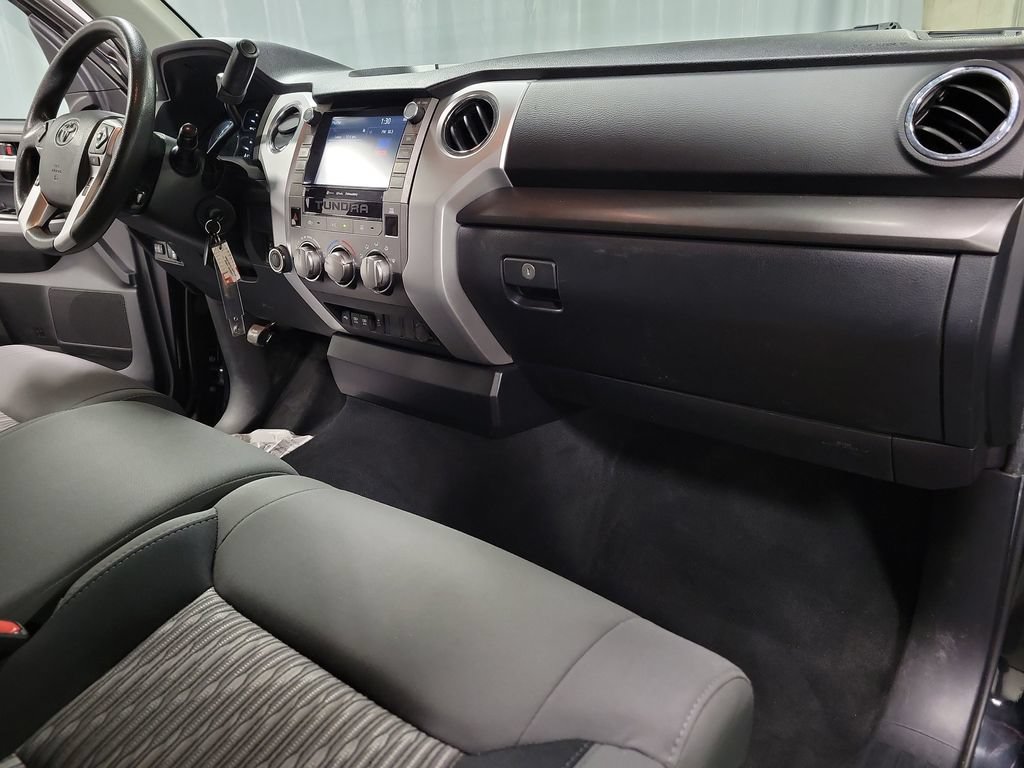 Used 2020 Toyota Tundra SR5 AWD/4WD image 36