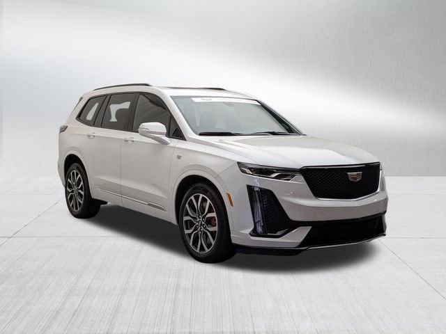 Certified 2023 Cadillac XT6 Sport image 3