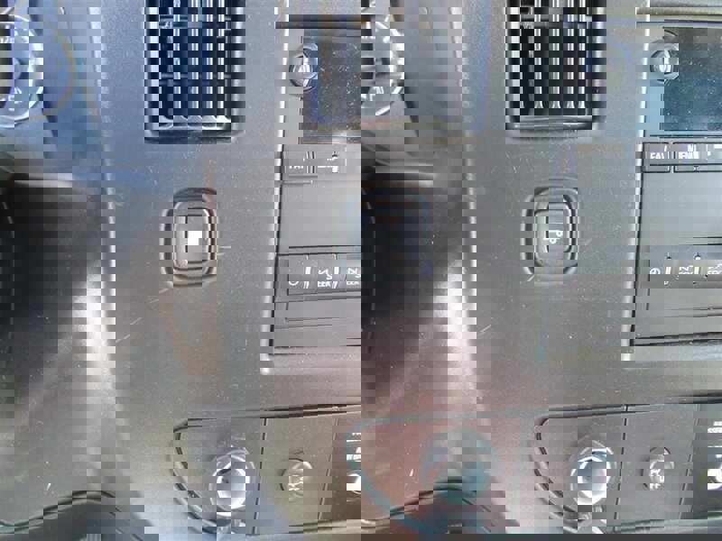 Used 2022 GMC Savana 2500 w/ Driver Convenience Package image 18