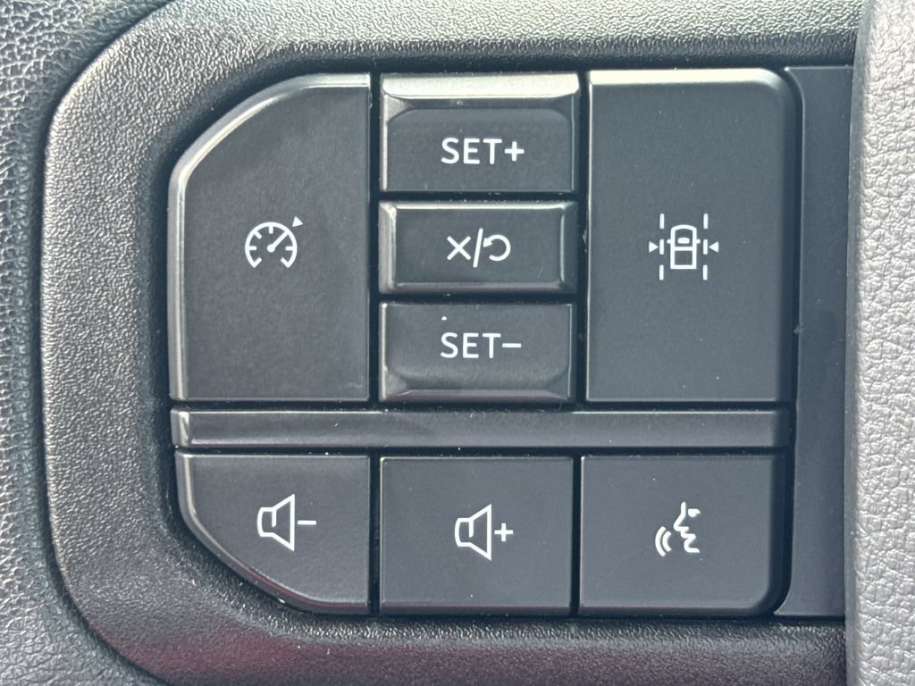 Used 2023 Ford F150 XLT AWD/4WD image 17
