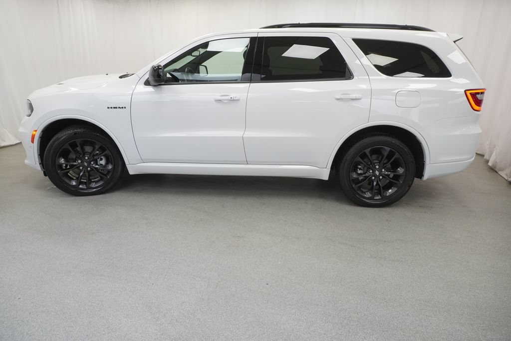 Certified 2023 Dodge Durango R/T w/ Blacktop Package AWD/4WD image 15