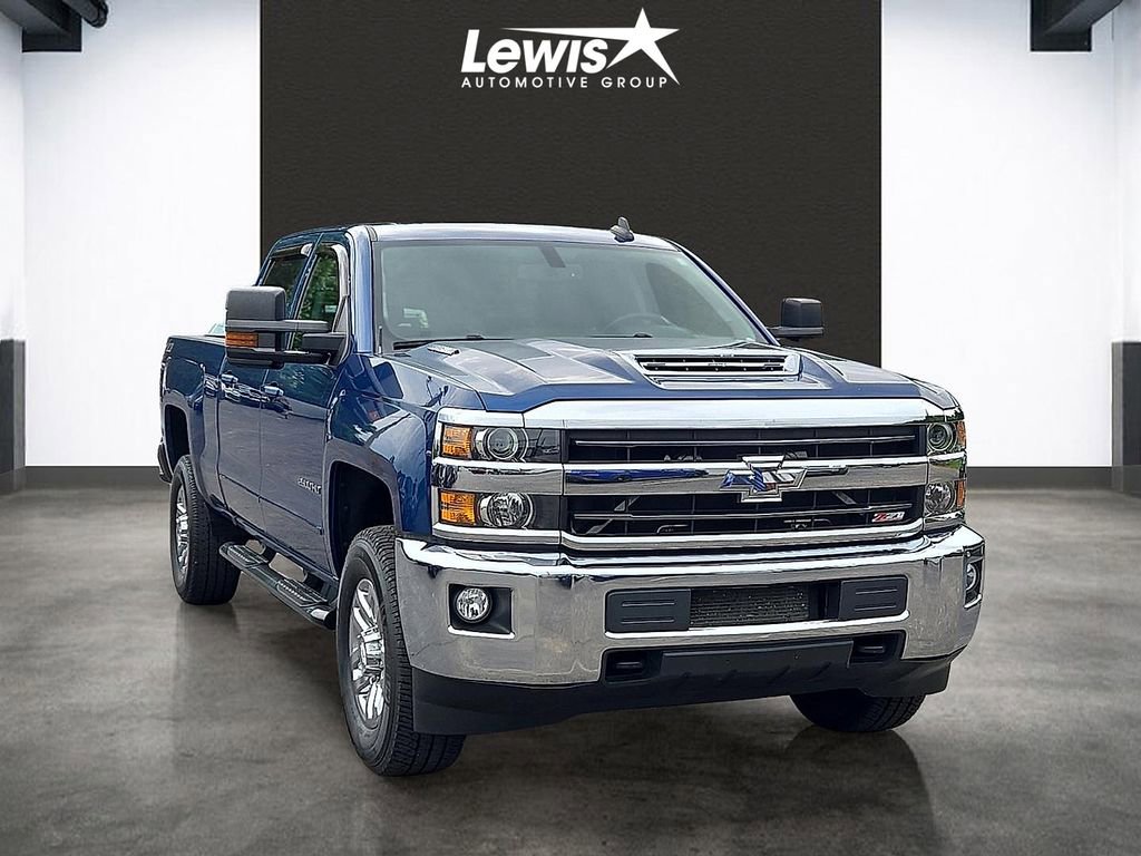 Used 2019 Chevrolet Silverado 2500 LT w/ LT Convenience Package AWD/4WD image 6