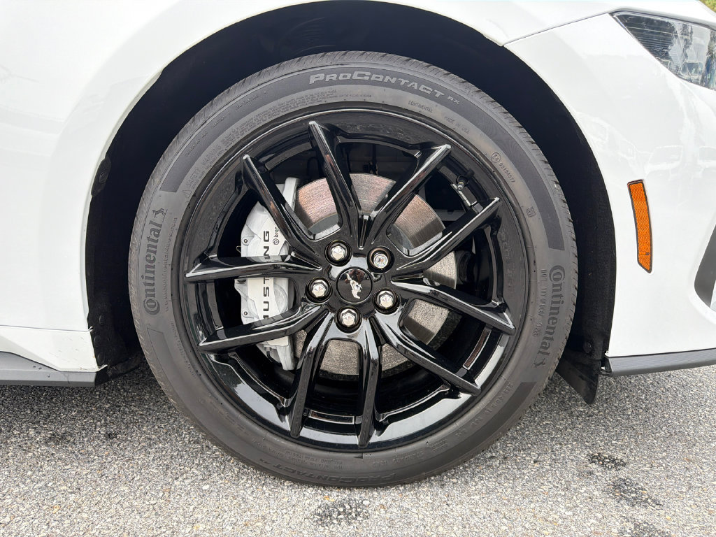 Used 2025 Ford Mustang GT Premium RWD image 12
