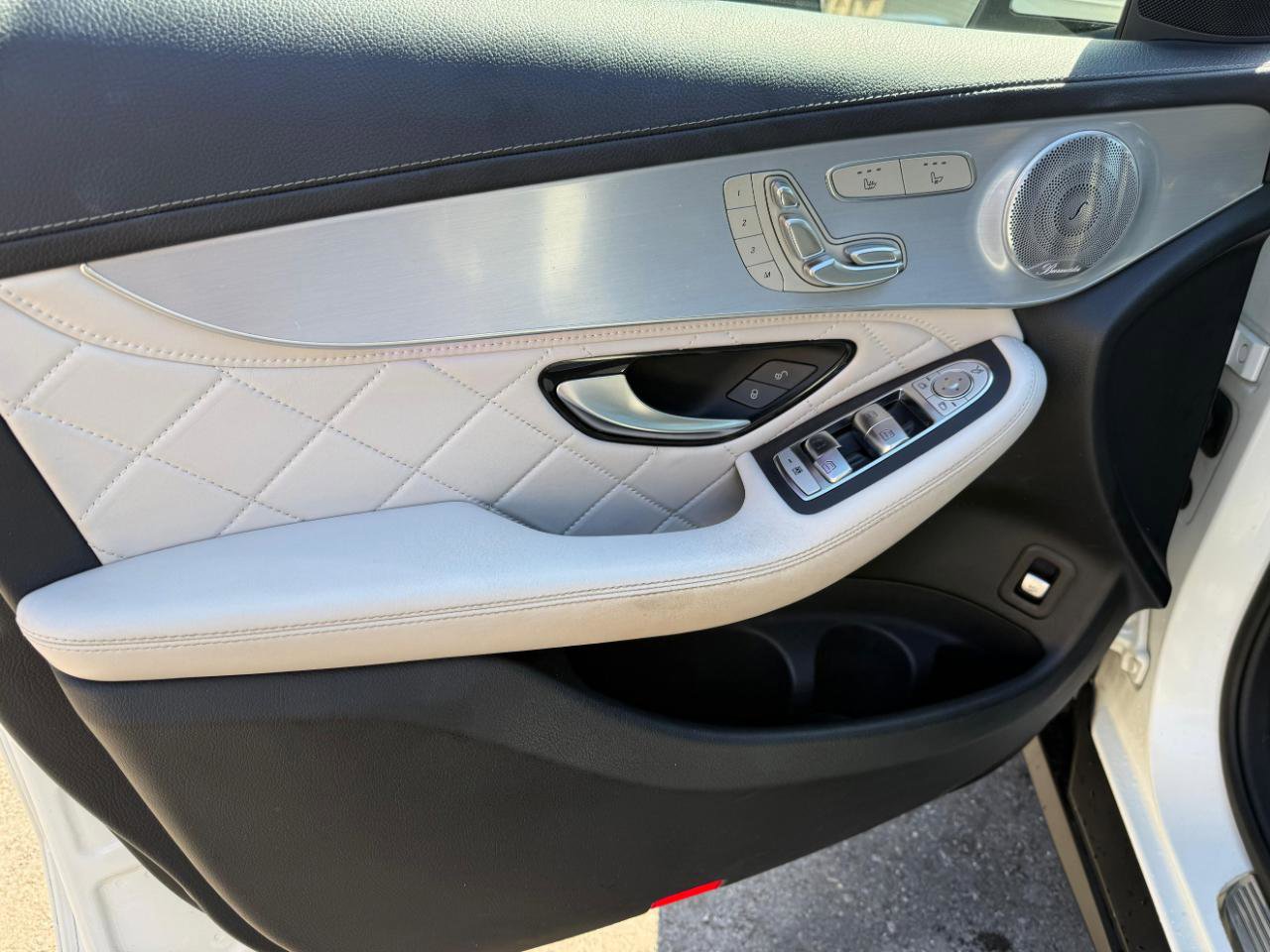 Used 2021 Mercedes-Benz GLC 300 4MATIC image 28