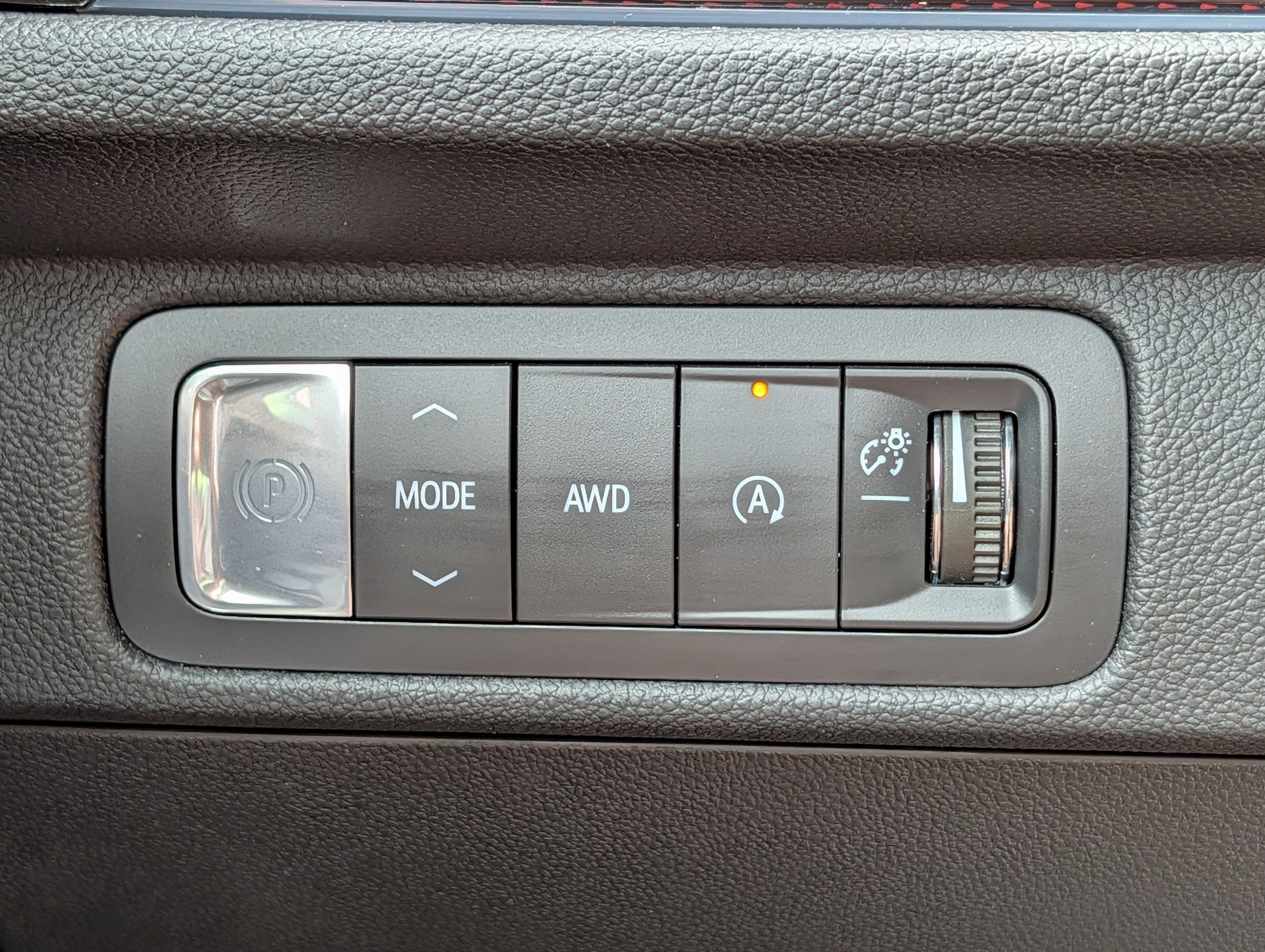 Certified 2025 Chevrolet Traverse Z71 w/ Driver Confidence Package AWD/4WD image 17