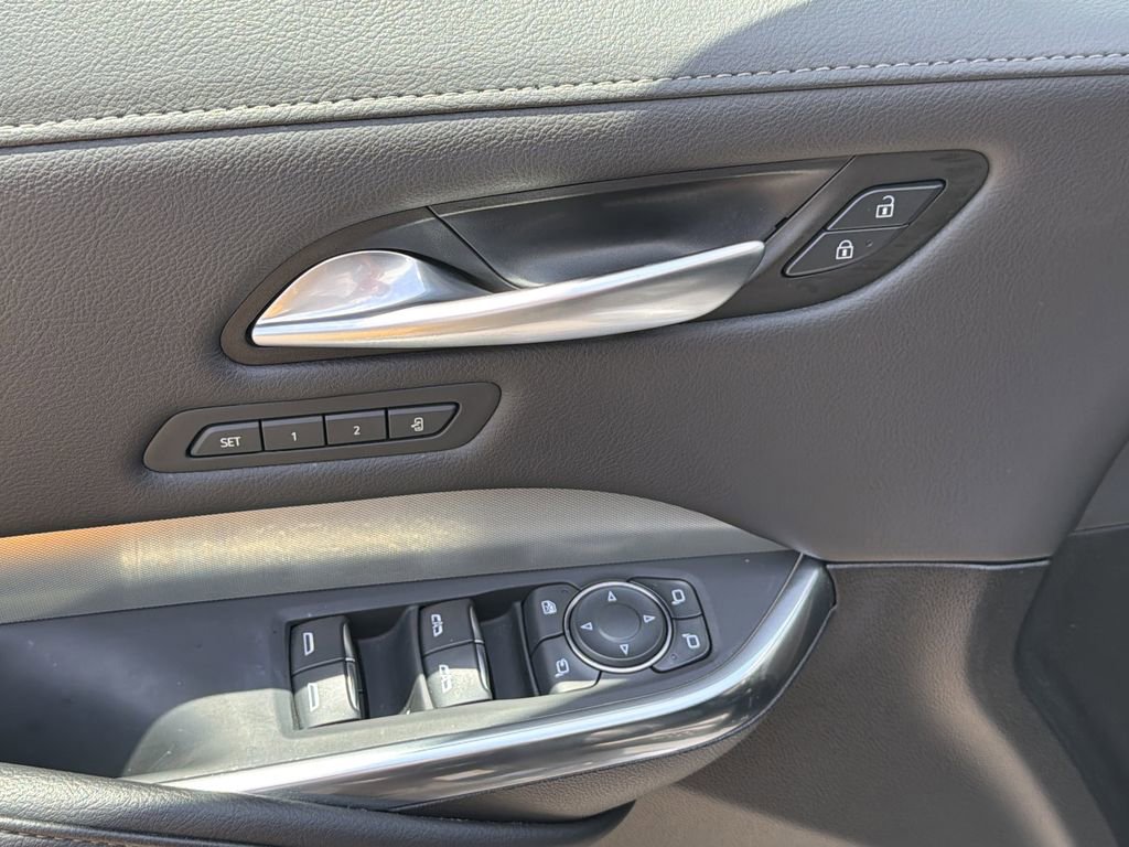Certified 2023 Cadillac XT4 Premium Luxury FWD image 18