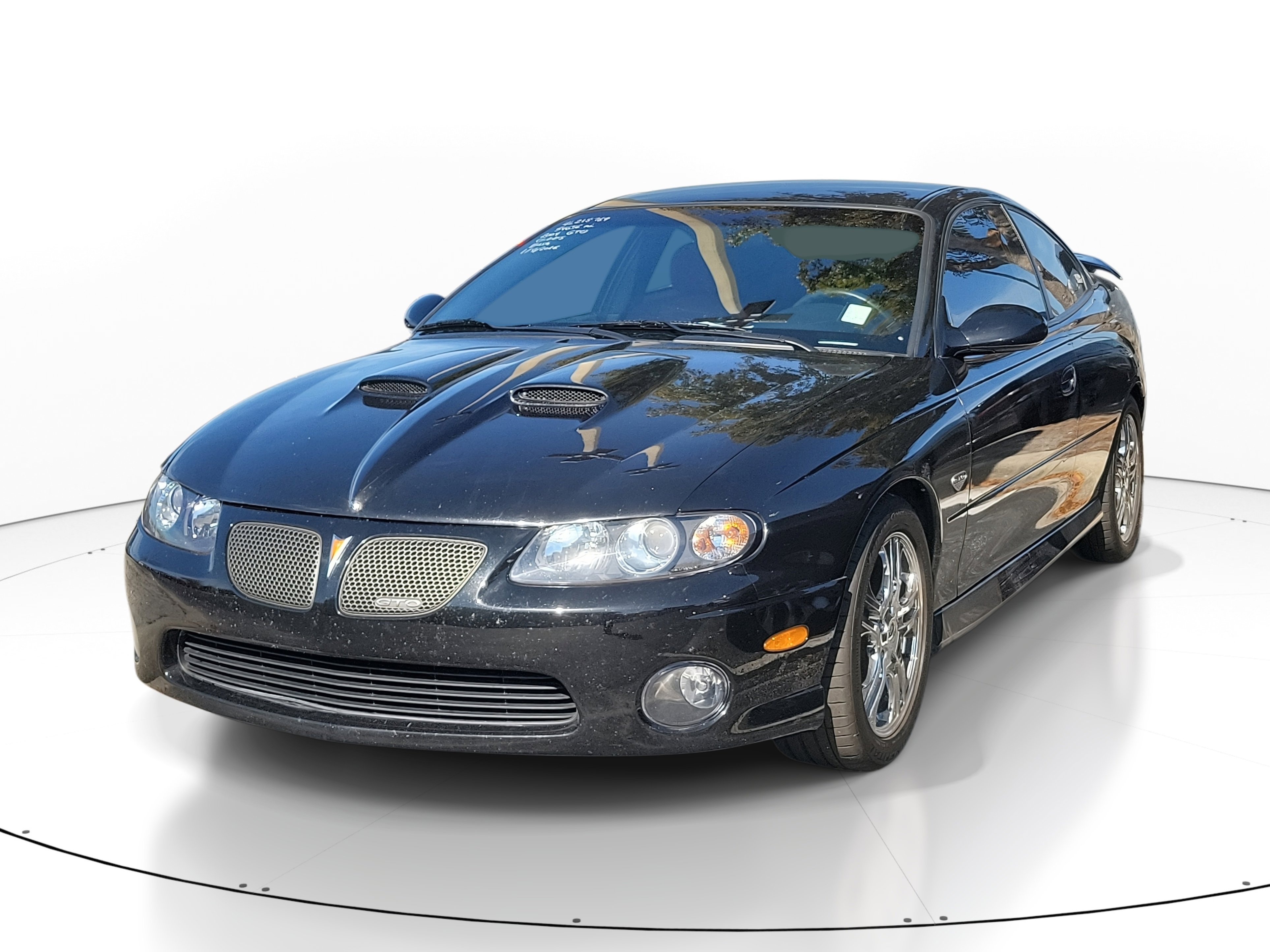 Used 2004 Pontiac GTO image 3