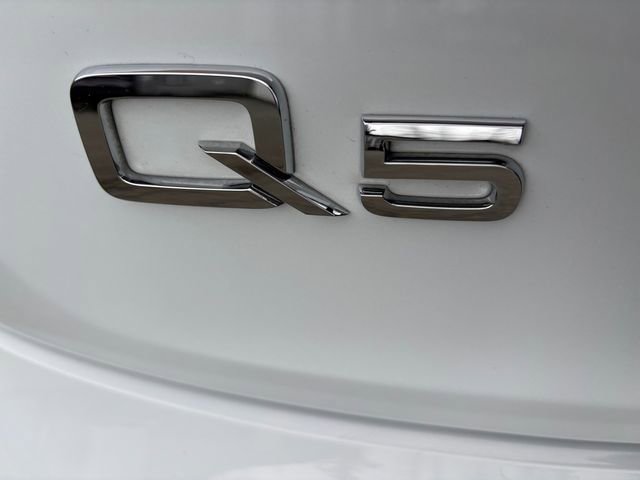 Used 2020 Audi Q5 Prestige image 26