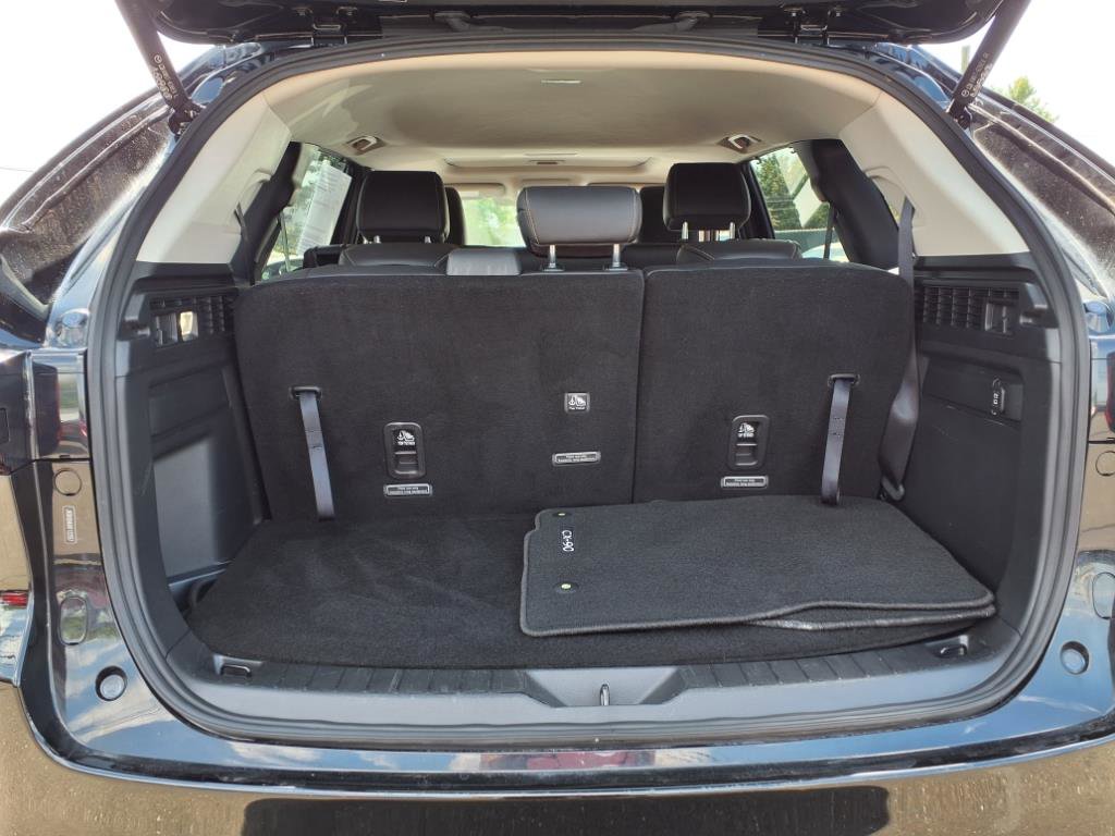 Certified 2024 MAZDA CX-90 Plug-In Hybrid w/ Preferred image 19