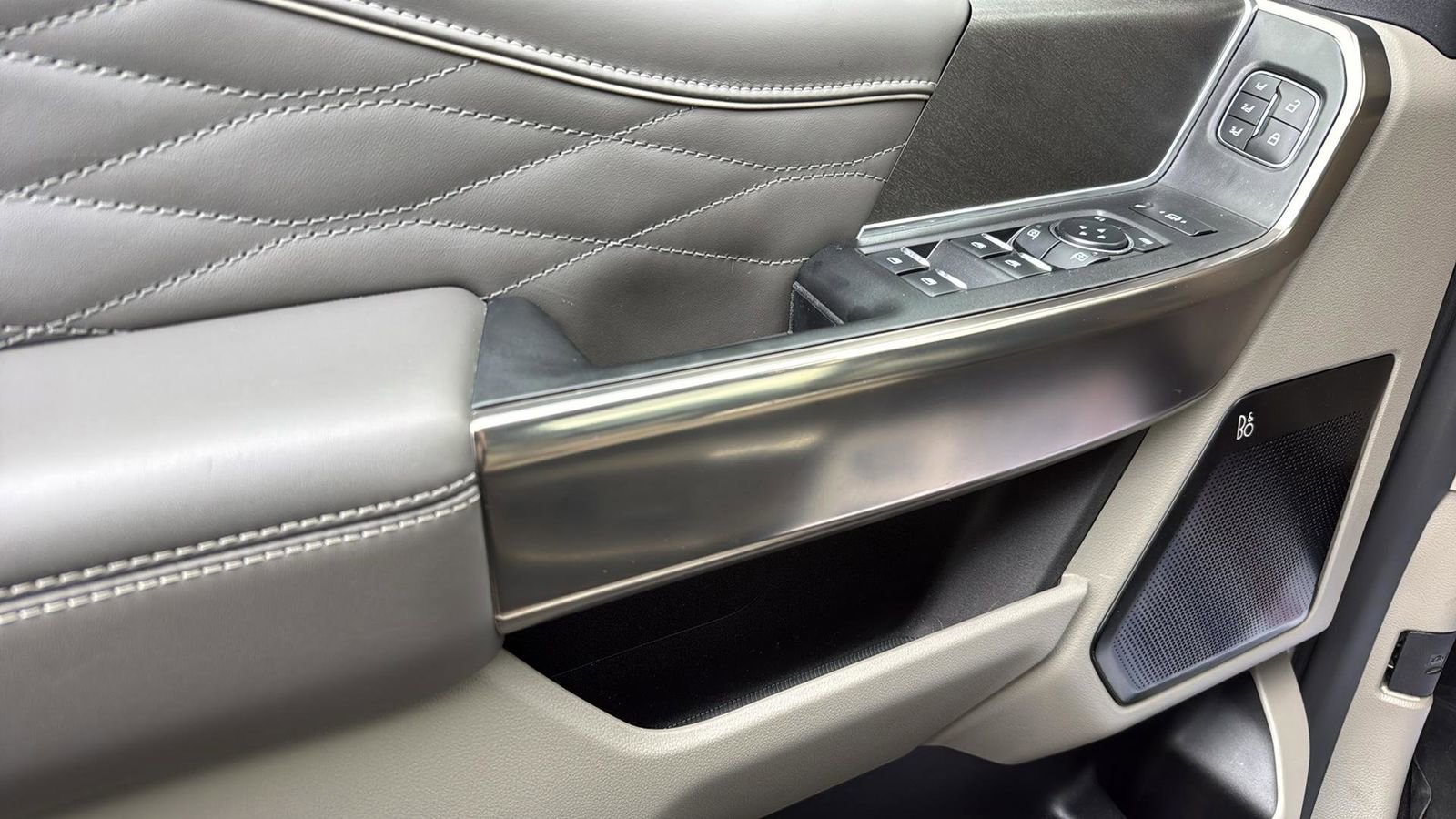 Used 2026 Ford F350 Platinum w/ Platinum Plus Package image 12