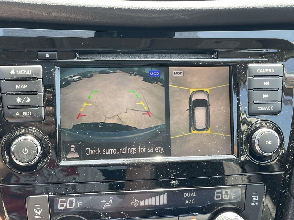 Used 2018 Nissan Rogue SL w/ Premium Package FWD image 29