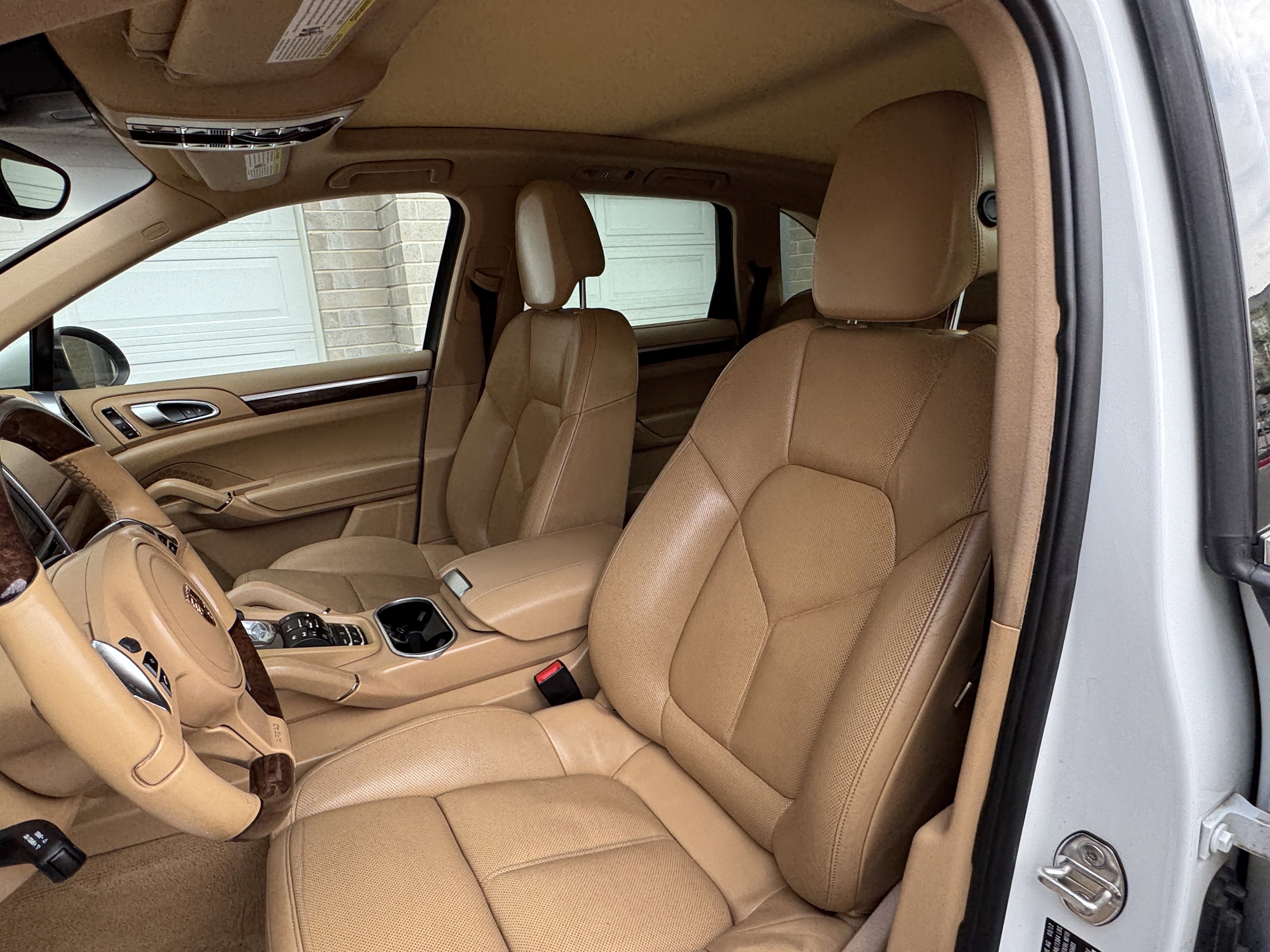 Used 2012 Porsche Cayenne S image 10