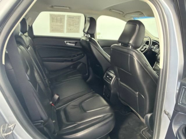 Used 2020 Ford Edge Titanium w/ Class II Trailer Tow Package AWD/4WD image 40