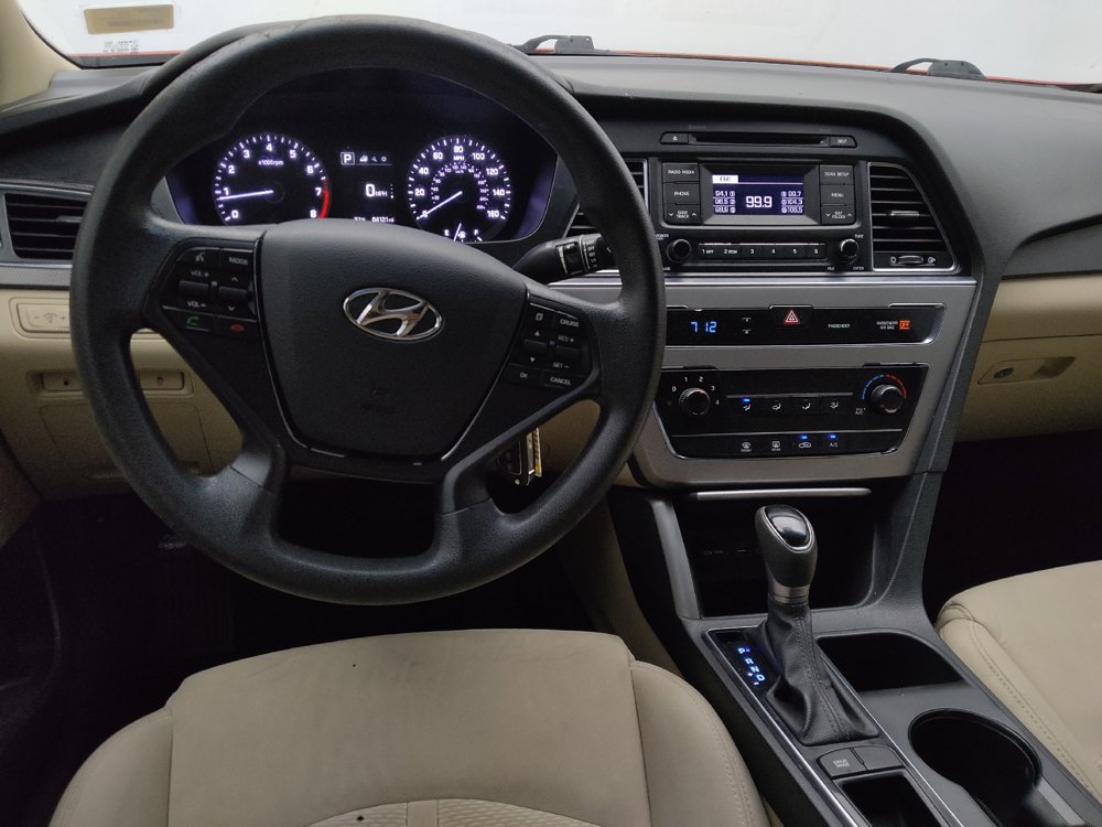 Used 2015 Hyundai Sonata SE FWD image 22