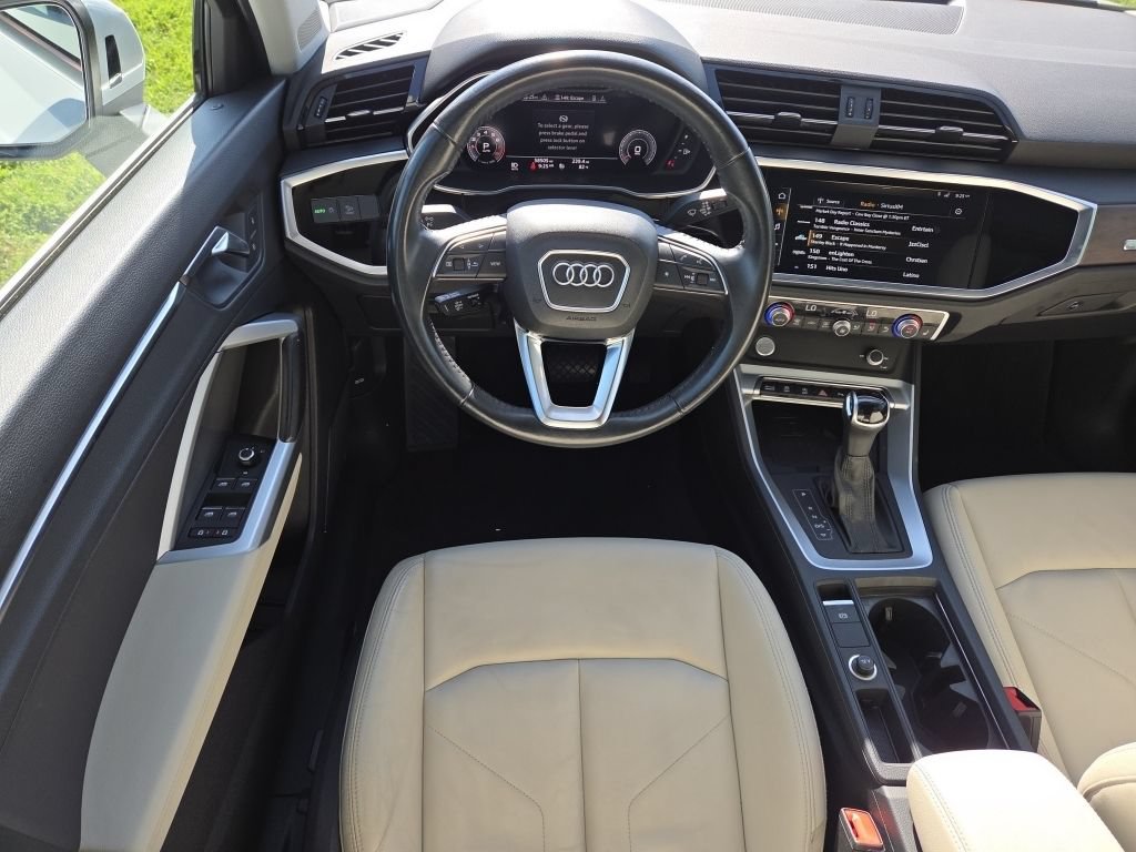 Used 2020 Audi Q3 2.0T Premium Plus w/ Premium Plus Package AWD/4WD image 23