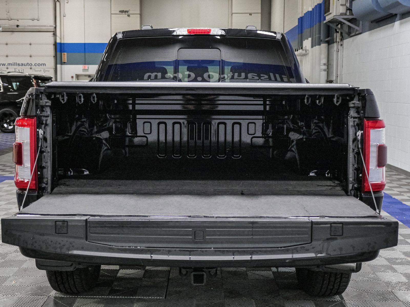 Certified 2023 Ford F150 Lariat w/ Equipment Group 502A High image 16