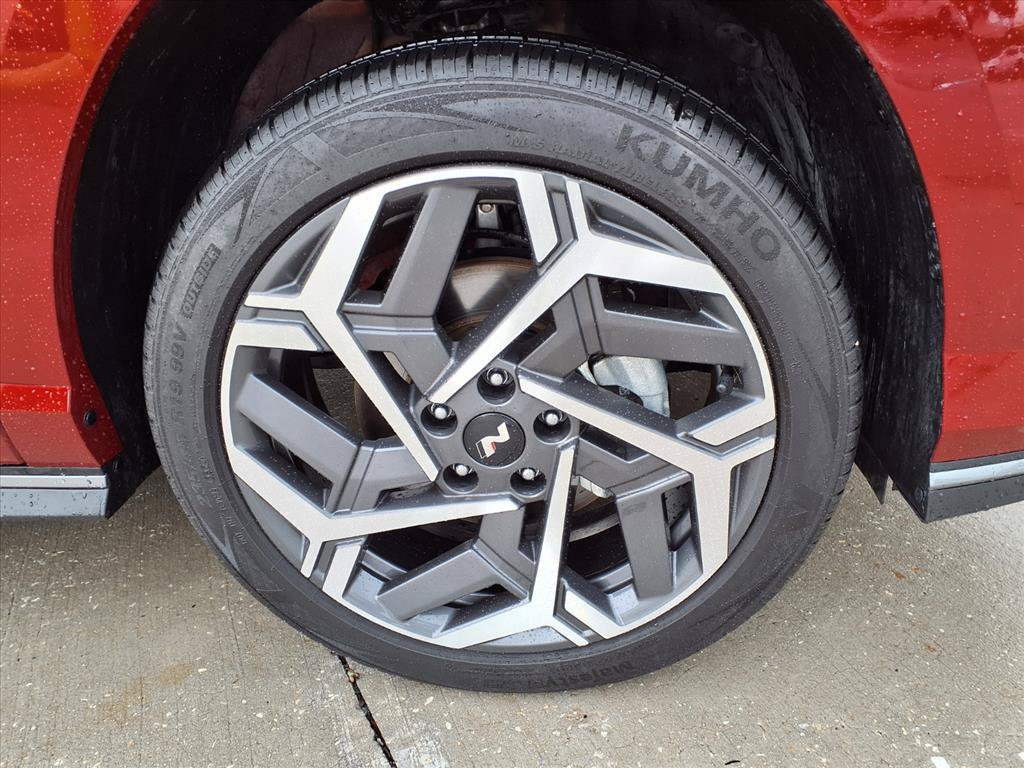 Used 2025 Hyundai Kona N Line S FWD image 7