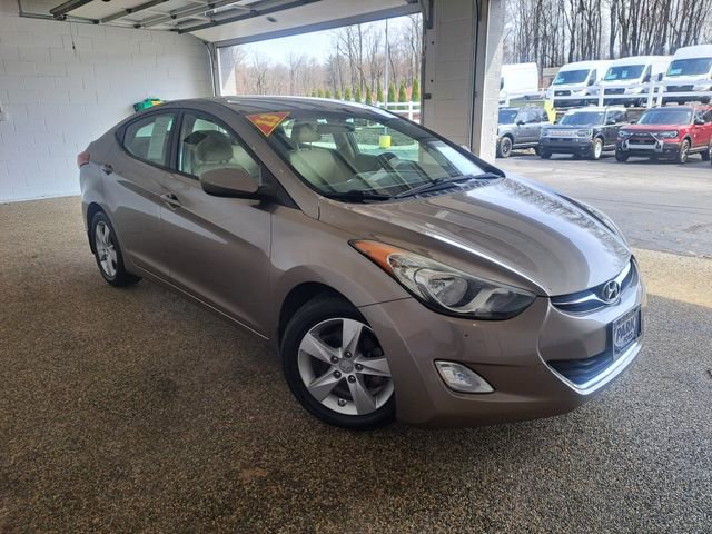 Used 2013 Hyundai Elantra GLS w/ Preferred Pkg image 16