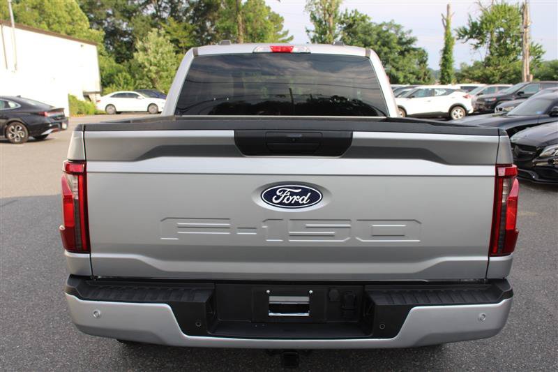 Used 2025 Ford F150 XLT w/ Equipment Group 301A Standard RWD image 6