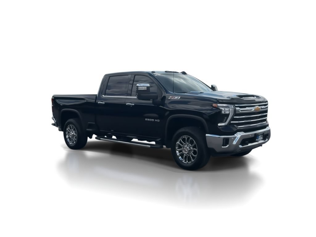 Used 2026 Chevrolet Silverado 2500 LTZ w/ LTZ Premium Package AWD/4WD image 2