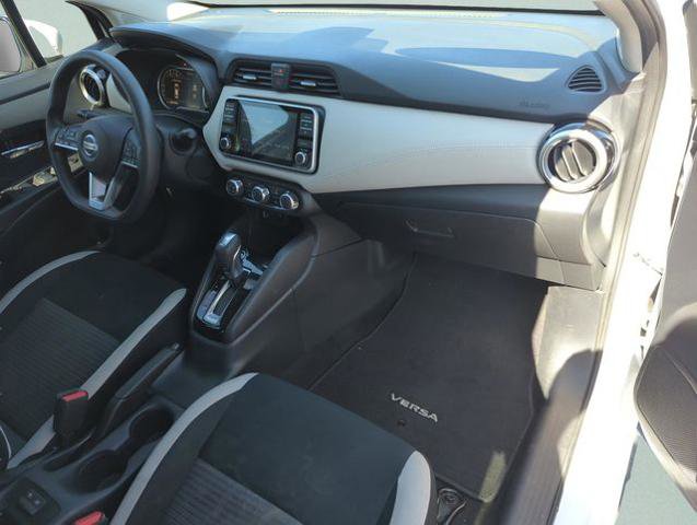 Certified 2020 Nissan Versa SV FWD image 18