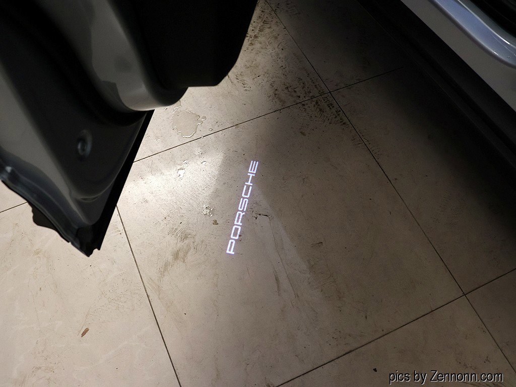 Used 2023 Porsche Macan S image 29