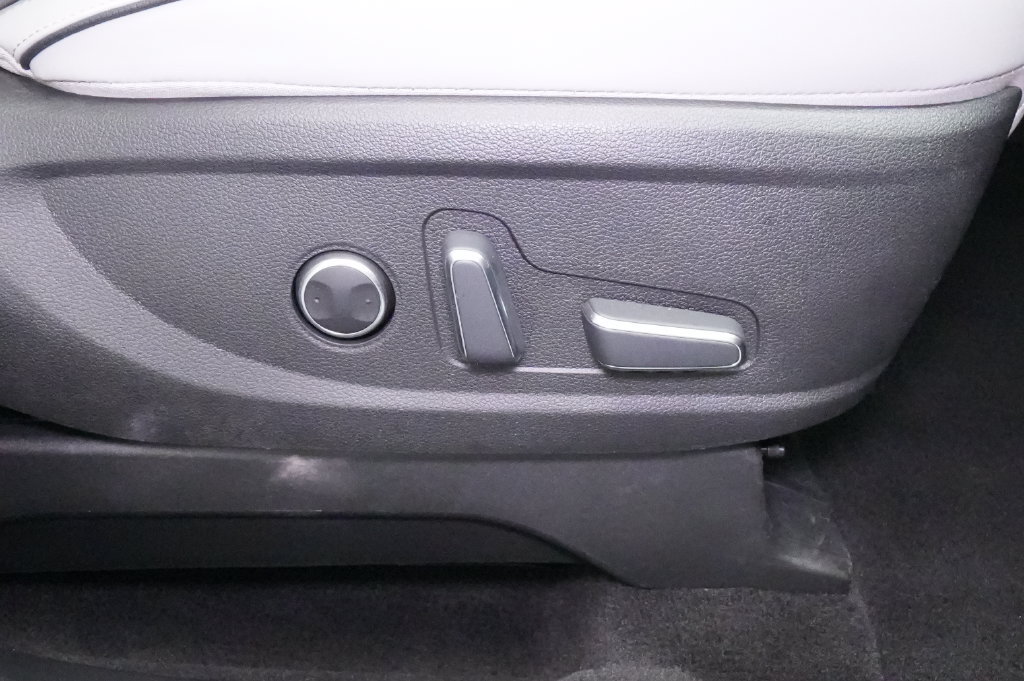 Used 2024 Hyundai Palisade SEL AWD/4WD image 32