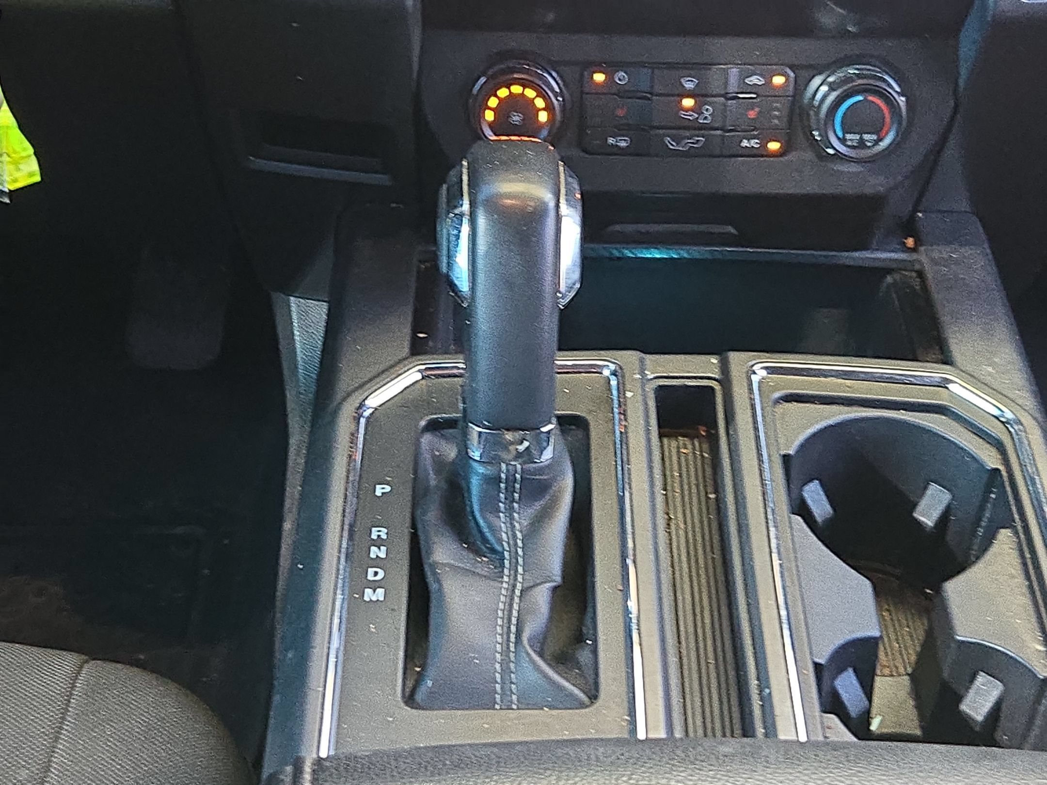 Used 2019 Ford F150 XLT w/ Equipment Group 302A Luxury AWD/4WD image 19