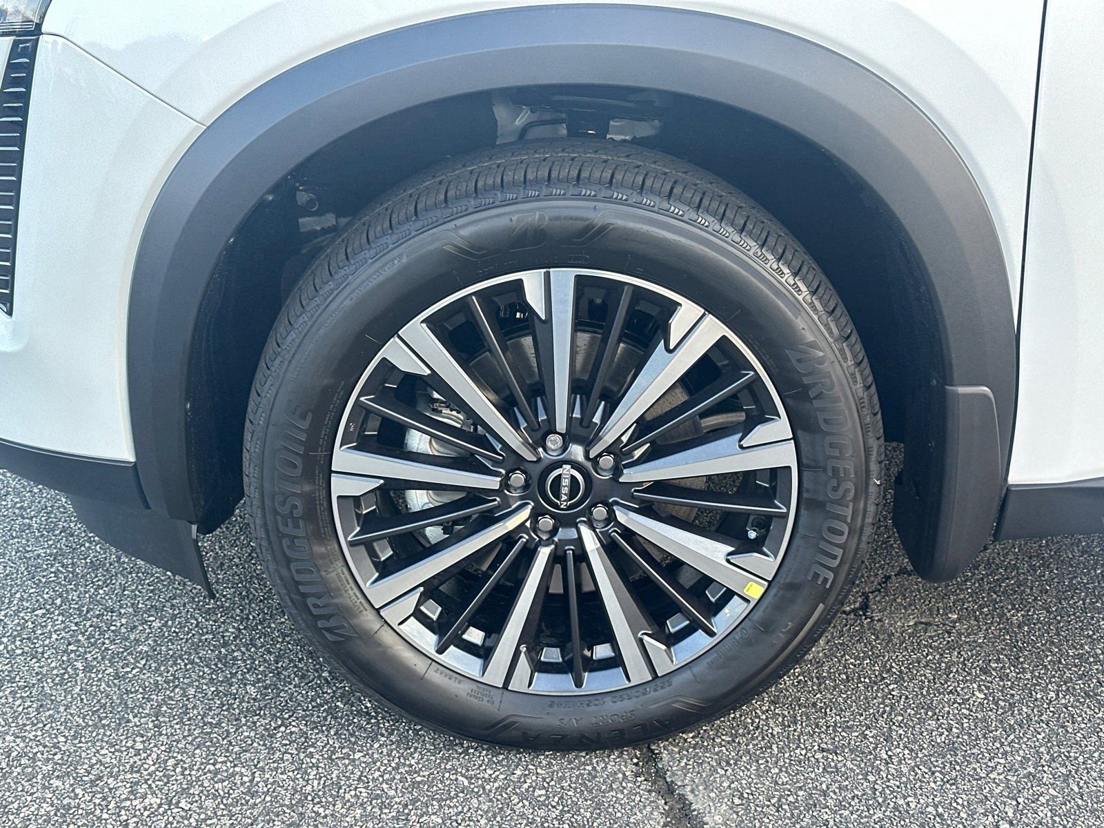 New 2026 Nissan Pathfinder Platinum image 11