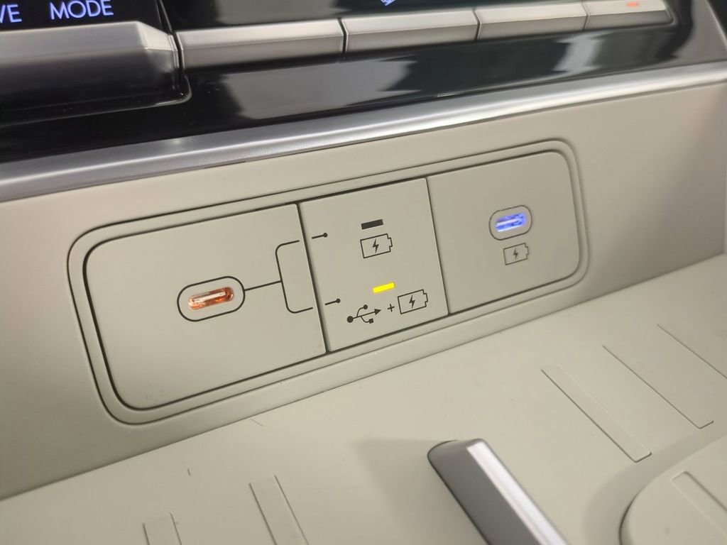 Certified 2026 Hyundai Santa Fe SE image 25