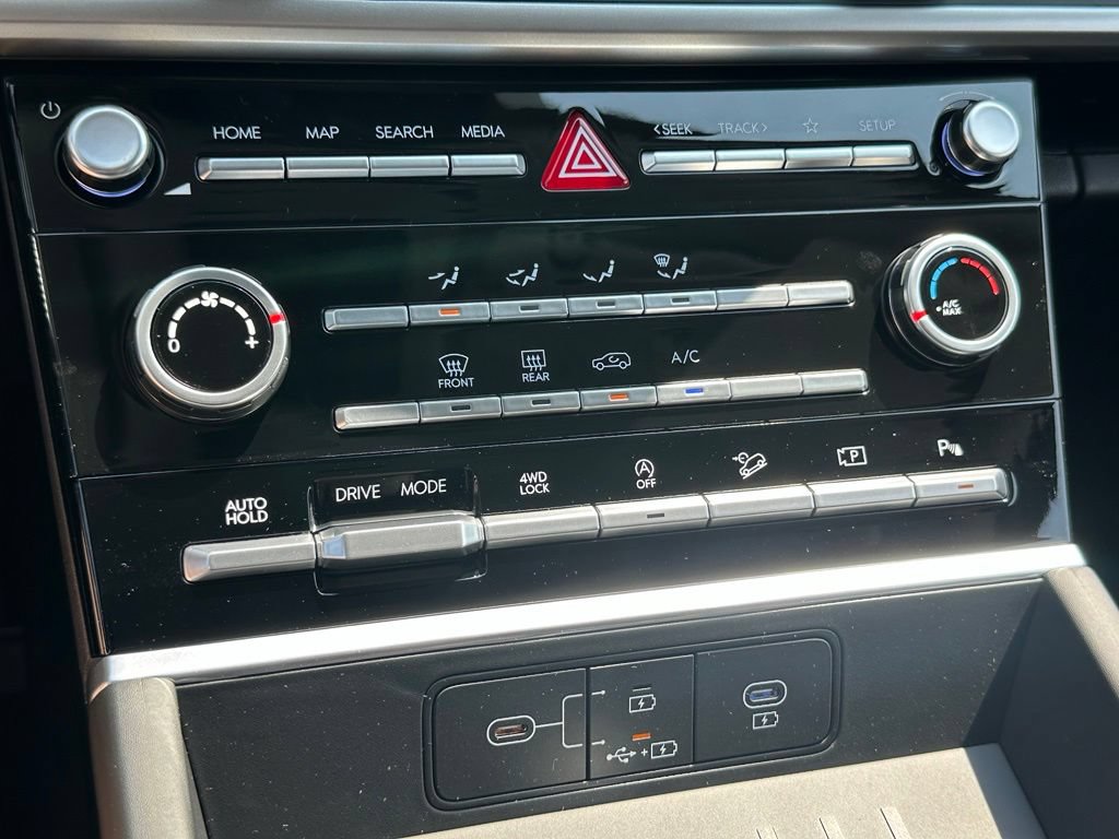 New 2026 Hyundai Santa Fe SE AWD/4WD image 18
