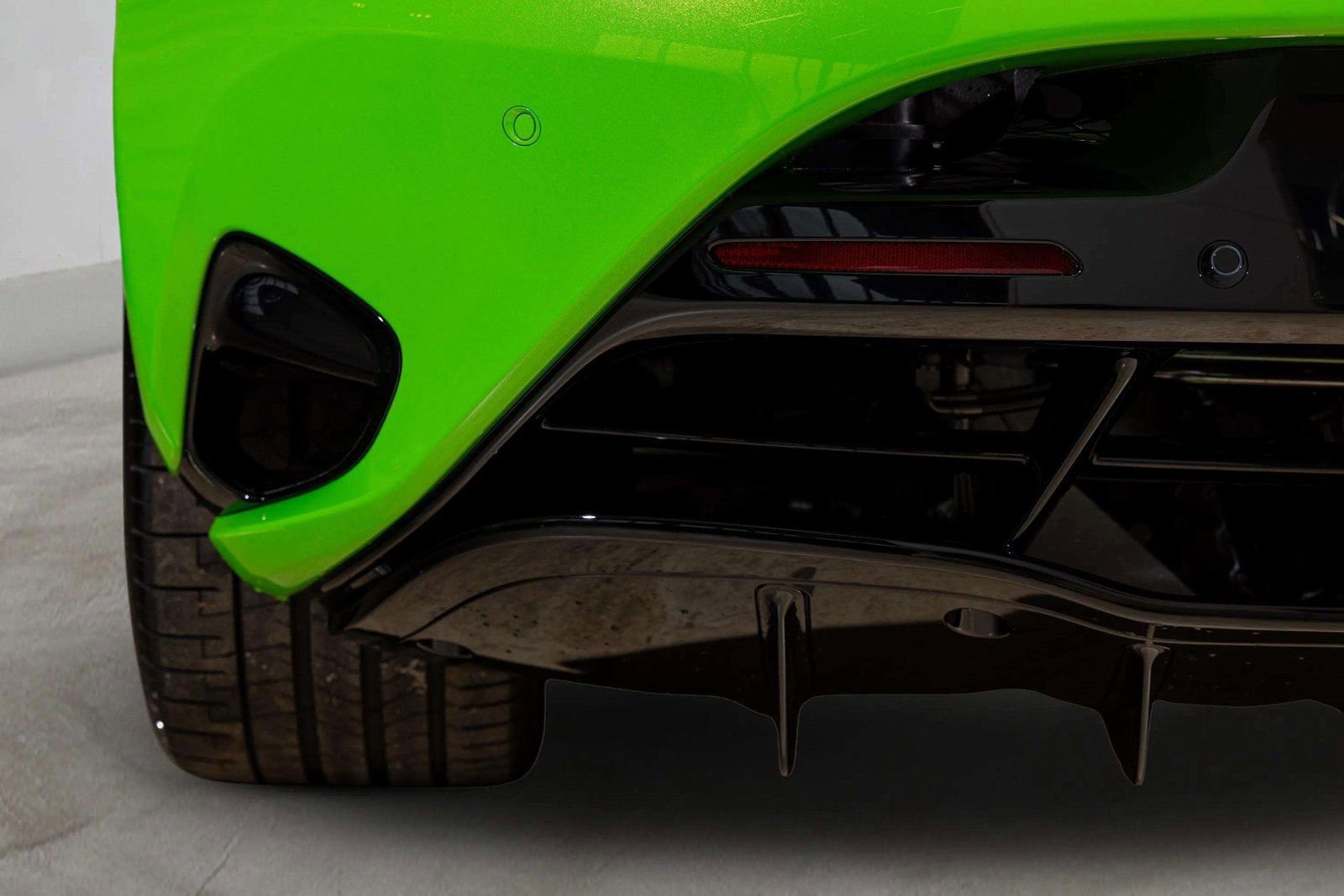 New 2026 McLaren 750S RWD image 37
