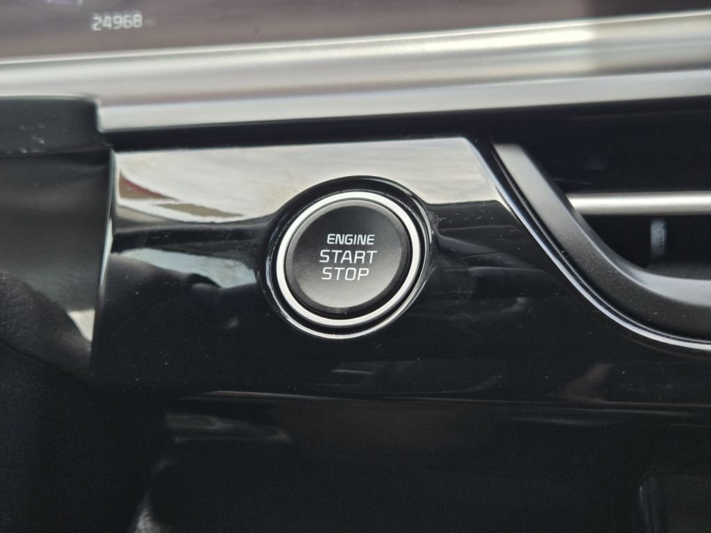 Certified 2024 Kia Seltos S image 23