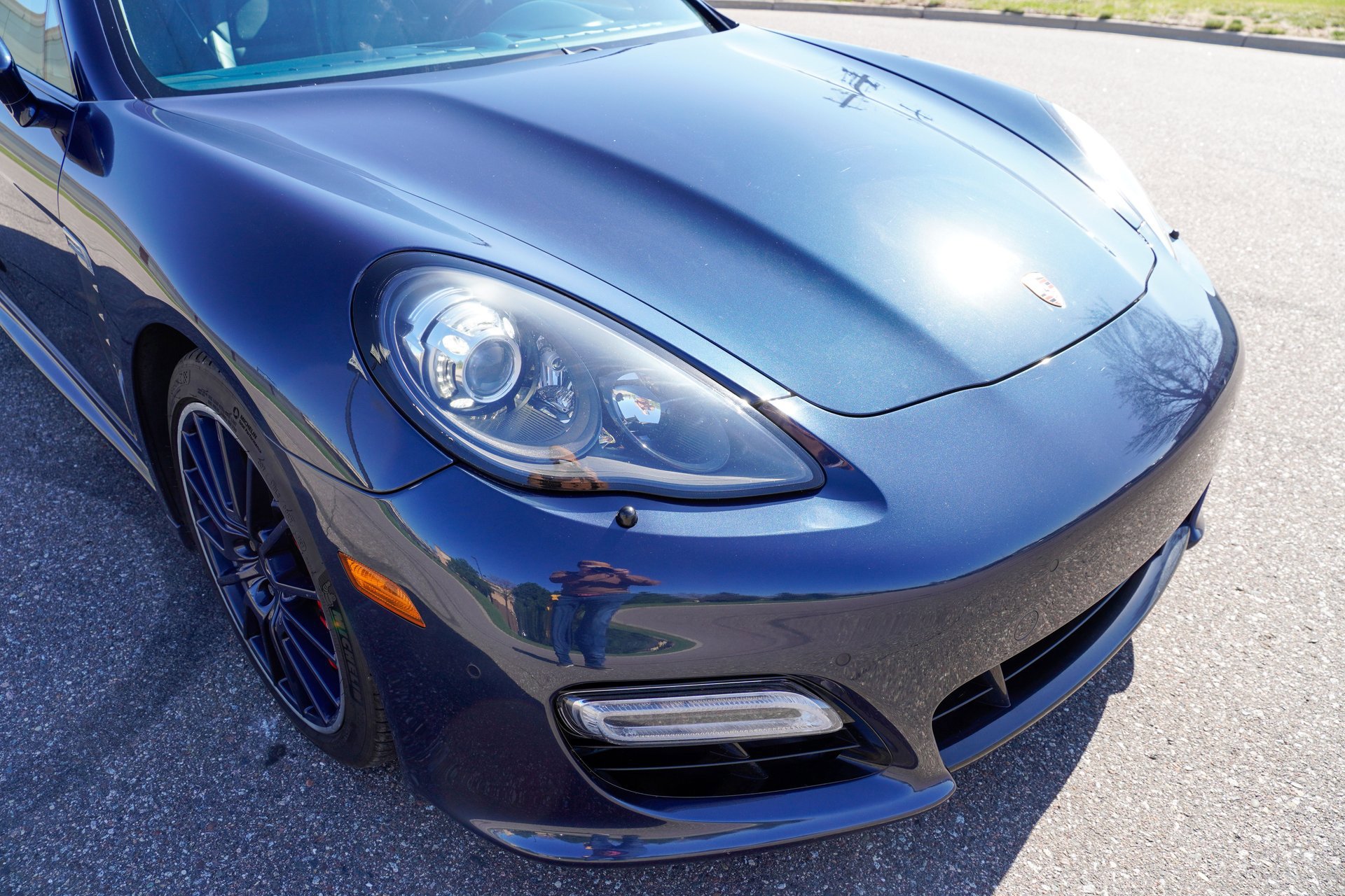 Used 2013 Porsche Panamera GTS image 28
