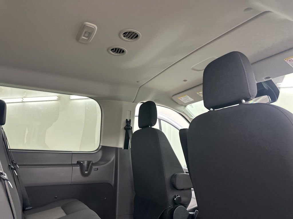 Used 2023 Ford Transit 350 XLT image 21