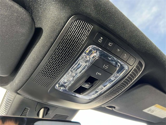 Used 2025 Mercedes-Benz GLA 250 4MATIC image 30